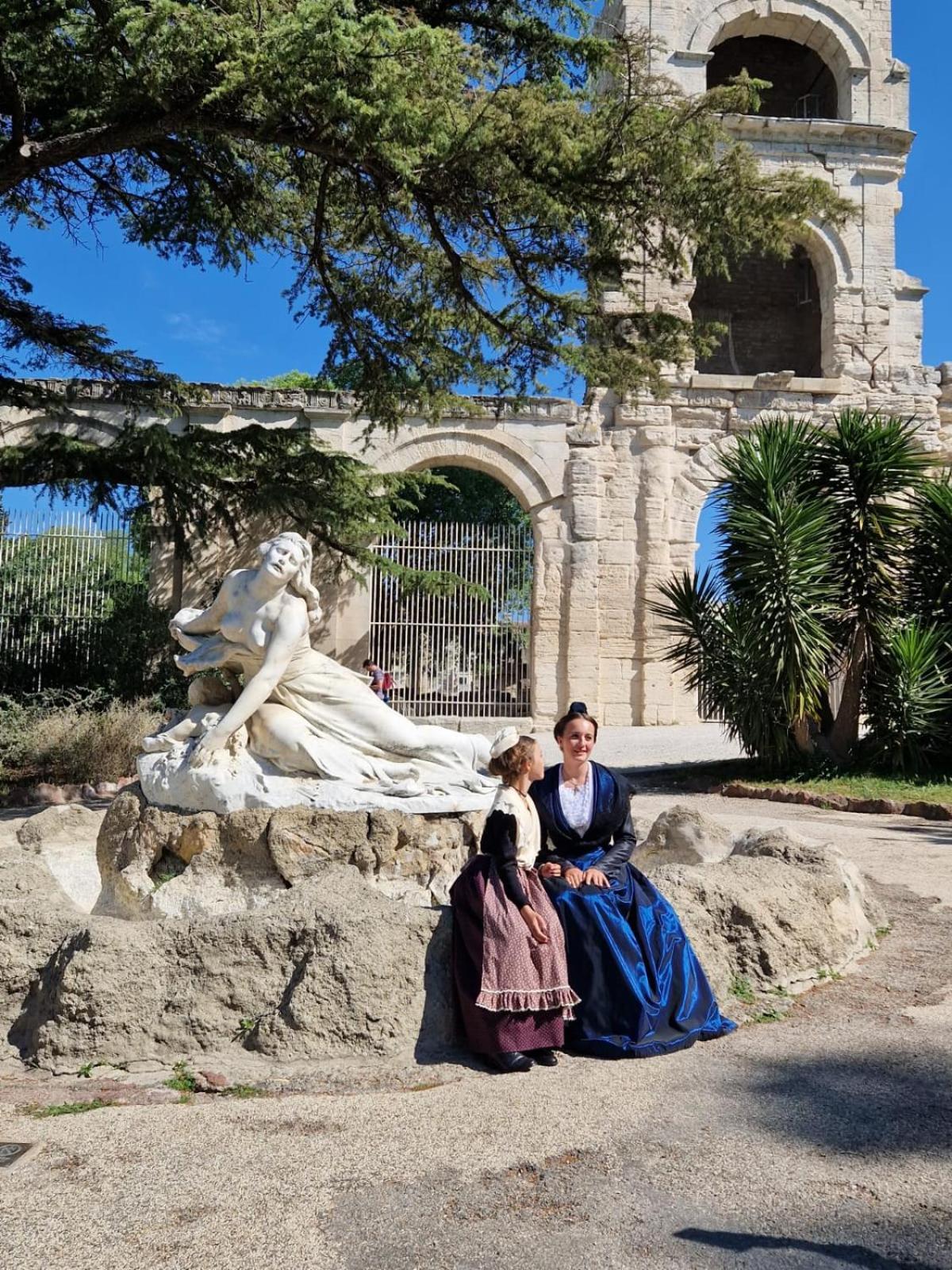 Capucines, Un Jardin Secret Dans Le Centre Historique Lejlighed Arles Eksteriør billede